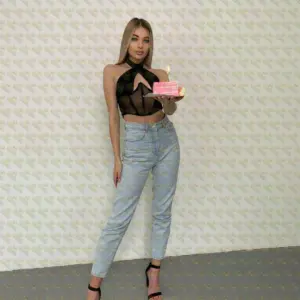 Photo 4 — Adele Real relaxation, real connection, 23 y.o., 173 cm, 58 kg, Abu Dhabi