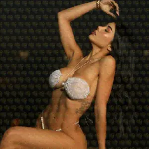 Photo 6 — Adriana ur relaxation starts here 💆‍♀️, 27 y.o., 166 cm, 47 kg, Dubai