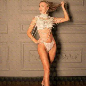 Photo 3 — Alexsa, 30 y.o., 169 cm, 51 kg, Dubai