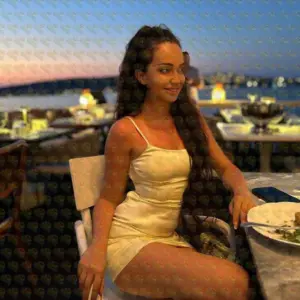 Photo 2 — Alice your sweet Mexican girl in Doha, 33 y.o., 170 cm, 53 kg, Doha