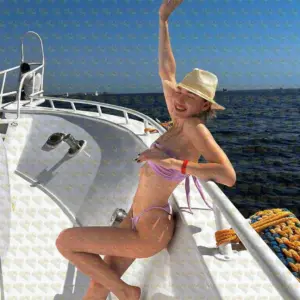 Photo 14 — Alice your favorite Russian girl on Yas Island, 20 y.o., 176 cm, 59 kg, Abu Dhabi