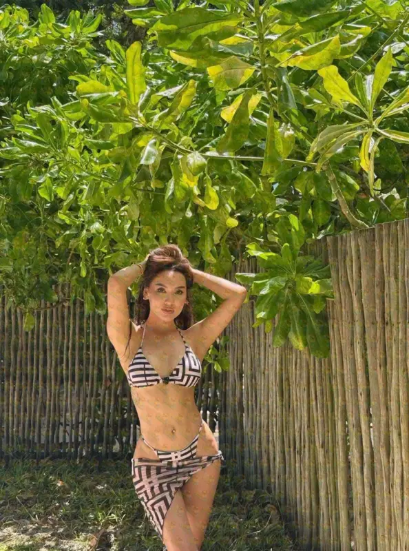 Aliya Warm Kazakh girl in Nad Al Shiba, 22 y.o., 163 cm, 48 kg, Dubai