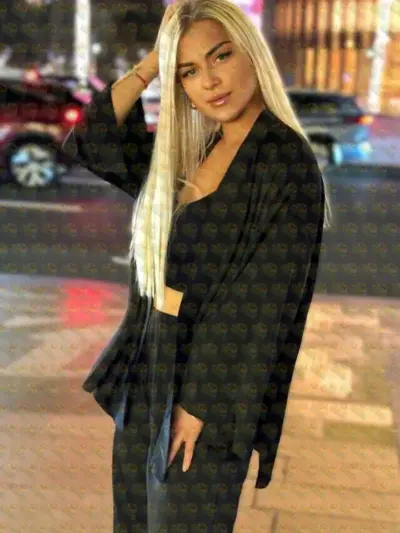 Amanda, 23 y.o., 168 cm, 53 kg, Umm Al Quwain