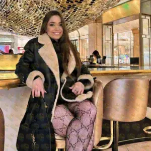 Photo 5 — Antonia You follow my rules here, 21 y.o., 170 cm, 59 kg, Muscat