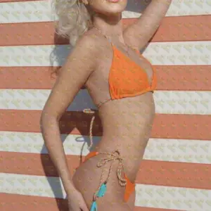 Photo 3 — April, 27 y.o., 170 cm, 50 kg, Dubai