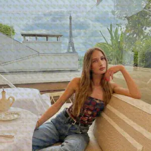 Photo 3 — April, 26 y.o., 175 cm, 59 kg, Abu Dhabi