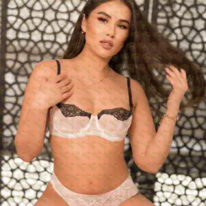 Photo 3 — Ariella French girl, soooo warm and real, 22 y.o., 165 cm, 55 kg, Dubai
