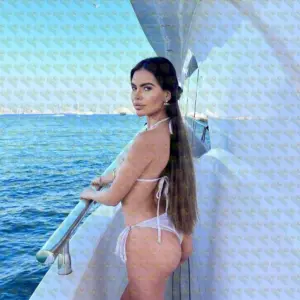 Photo 2 — Aviana, 26 y.o., 170 cm, 60 kg, Dubai