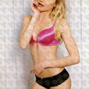 Photo 5 — Aziza, 29 y.o., 168 cm, 50 kg, Sharjah