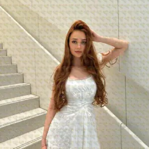 Photo 2 — Bailey, 21 y.o., 175 cm, 58 kg, Abu Dhabi