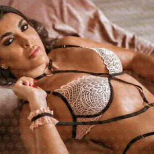 Photo 2 — Beatriz, 25 y.o., 168 cm, 58 kg, Al Ain