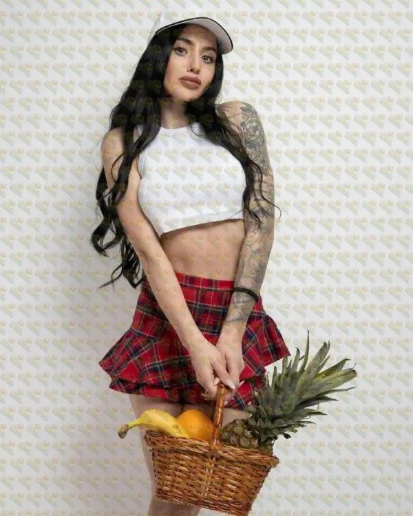 Camila Firm, fun, and worth every minute, 23 y.o., 176 cm, 56 kg, Abu Dhabi