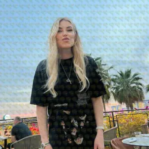 Photo 3 — Camilla, 25 y.o., 167 cm, 56 kg, Abu Dhabi
