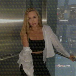 Photo 5 — Carmen your sweet evening escape in Abu Dhabi, 23 y.o., 174 cm, 60 kg, Abu Dhabi