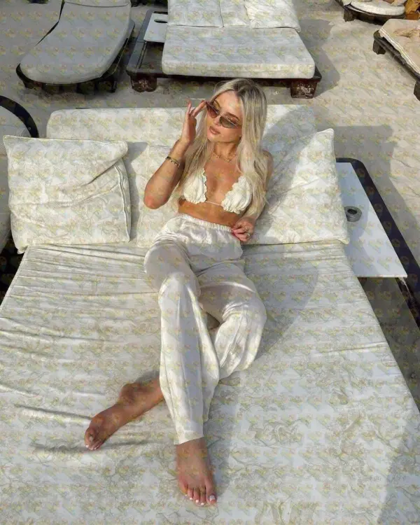 Celeste ur fav blonde is here & ready 4 u 💋, 23 y.o., 177 cm, 58 kg, Abu Dhabi
