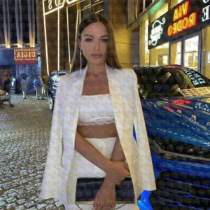 Photo 3 — Cora I give orders. You follow, 25 y.o., 177 cm, 61 kg, Abu Dhabi