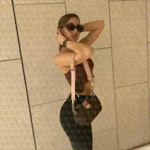 Photo 4 — Courtney, 24 y.o., 176 cm, 58 kg, Abu Dhabi