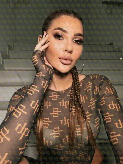 Courtney, 24 y.o., 176 cm, 58 kg, Abu Dhabi