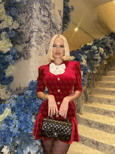 Eleanor Sweet but serious — know before you book, 25 y.o., 172 cm, 57 kg, Abu Dhabi