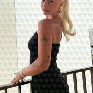 Photo 5 — Elina, 20 y.o., 167 cm, 56 kg, Ajman