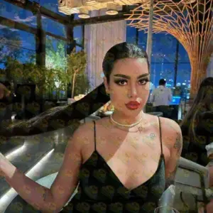 Photo 2 — Elisa Italian girl, real connection, no rush, 27 y.o., 167 cm, 57 kg, Dubai