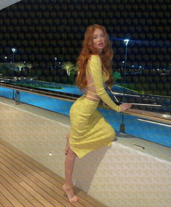 Ella, 24 y.o., 168 cm, 55 kg, Abu Dhabi
