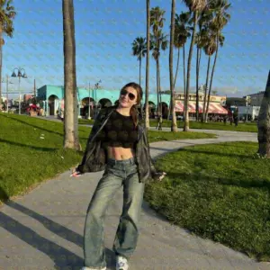 Photo 5 — Eloise I am in charge here, not you, 26 y.o., 170 cm, 58 kg, Abu Dhabi
