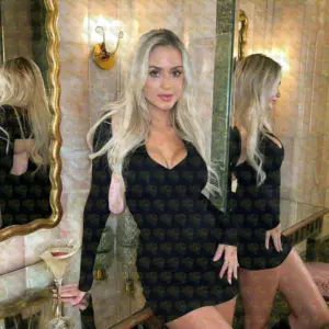 Photo 3 — Eloise Soft hands, warm energy, real connection, 24 y.o., 175 cm, 60 kg, Muscat