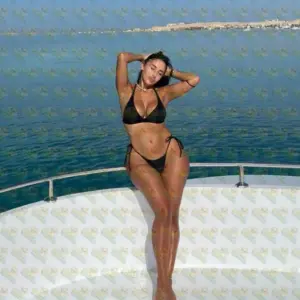 Photo 3 — Emmi, 27 y.o., 167 cm, 65 kg, Sharjah