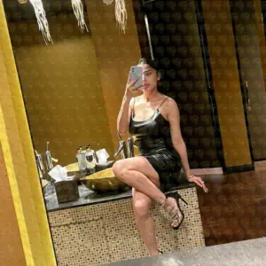 Photo 5 — Erin Your sweet Indian girl in Dubai Karama 😘, 26 y.o., 170 cm, 53 kg, Dubai