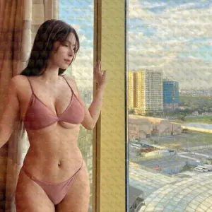 Photo 2 — Esmeralda, 23 y.o., 175 cm, 58 kg, Dubai