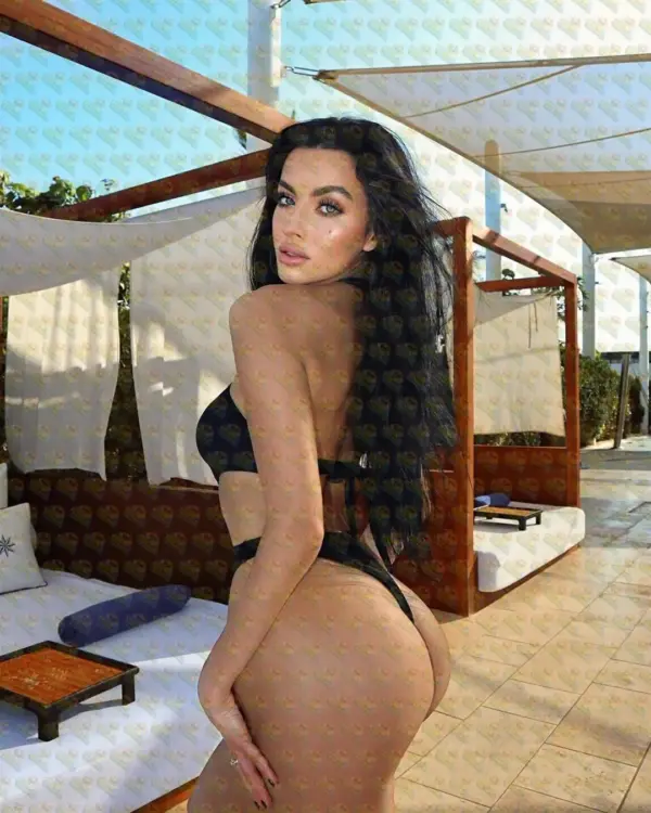 Estelle Not for everyone. Only for the right one, 23 y.o., 170 cm, 57 kg, Abu Dhabi