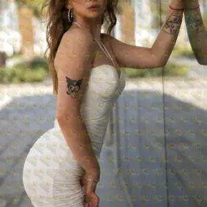 Photo 2 — Eva, 19 y.o., 156 cm, 43 kg, Ras Al Khaimah