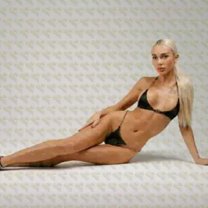 Photo 2 — Eva, 23 y.o., 169 cm, 46 kg, Dubai