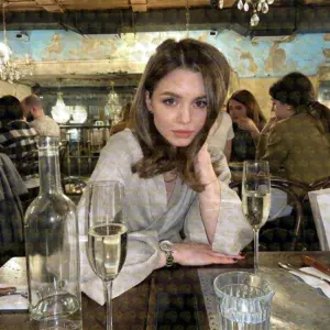 Photo 5 — Faith, 25 y.o., 168 cm, 55 kg, Dubai