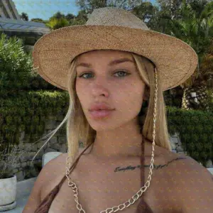 Photo 7 — Georgia, 23 y.o., 169 cm, 56 kg, Muscat
