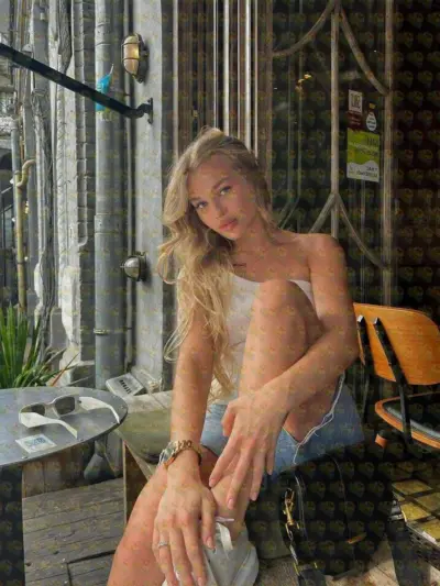 Georgia, 23 y.o., 169 cm, 56 kg, Muscat