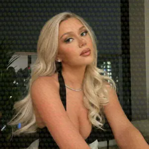 Photo 4 — Harlow Your Swedish girl who actually makes you feel something 💕, 25 y.o., 173 cm, 61 kg, Dubai