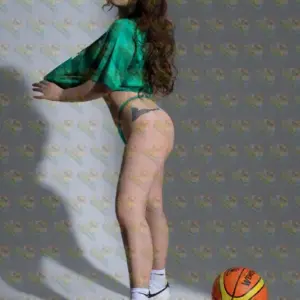 Photo 4 — Holli sweet, real and soooo much fun, 29 y.o., 170 cm, 57 kg, Sharjah