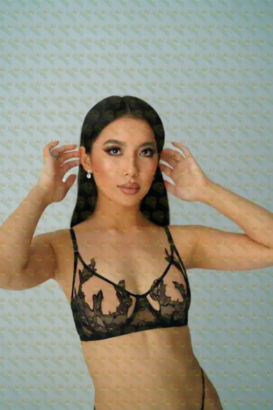 Idalia, 26 y.o., 174 cm, 57 kg, Dubai