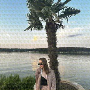 Photo 4 — Isabella, 23 y.o., 171 cm, 57 kg, Abu Dhabi