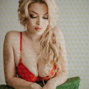 Photo 3 — Karolina, 26 y.o., 169 cm, 54 kg, Al Ain