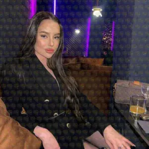Photo 2 — Kylie, 24 y.o., 168 cm, 59 kg, Muscat