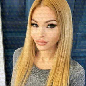 Photo 4 — Lilien sweet british girl in Muscat, 23 y.o., 170 cm, 52 kg, Muscat