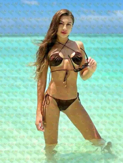 Lora, 25 y.o., 169 cm, 51 kg, Dubai