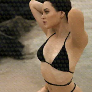 Photo 7 — Magnolia, 19 y.o., 170 cm, 53 kg, Doha
