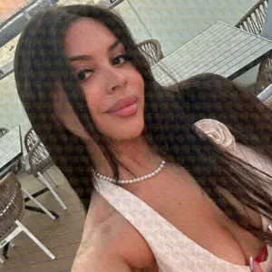 Photo 2 — Mariana, 26 y.o., 160 cm, 53 kg, Doha