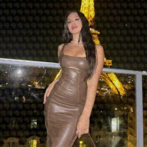 Photo 5 — Mariana, 26 y.o., 160 cm, 53 kg, Doha
