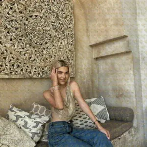 Photo 4 — Martina, 19 y.o., 173 cm, 57 kg, Doha
