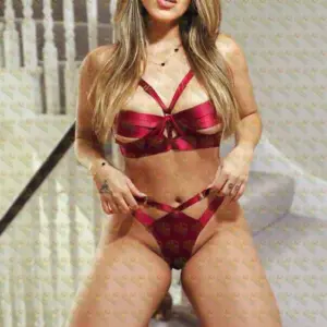 Photo 5 — Melina, 22 y.o., 164 cm, 60 kg, Dubai